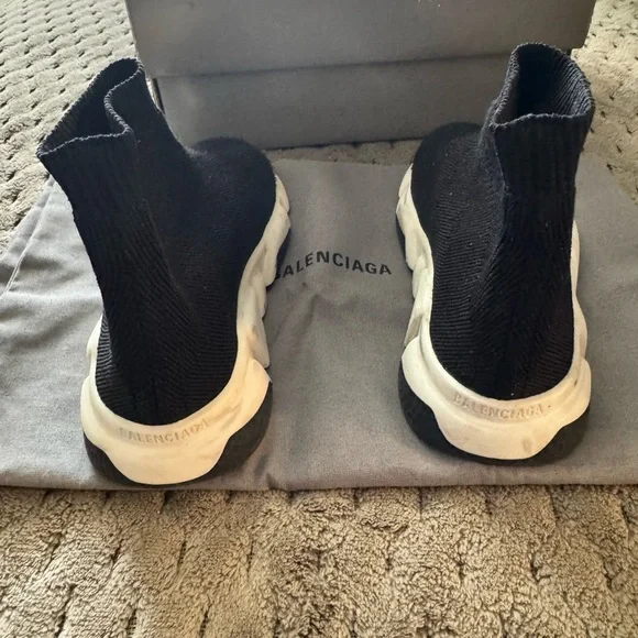 Used. Balenciaga Toddler EUR 25-26 US 9-9.5 Final Sale - Picture 3 of 4